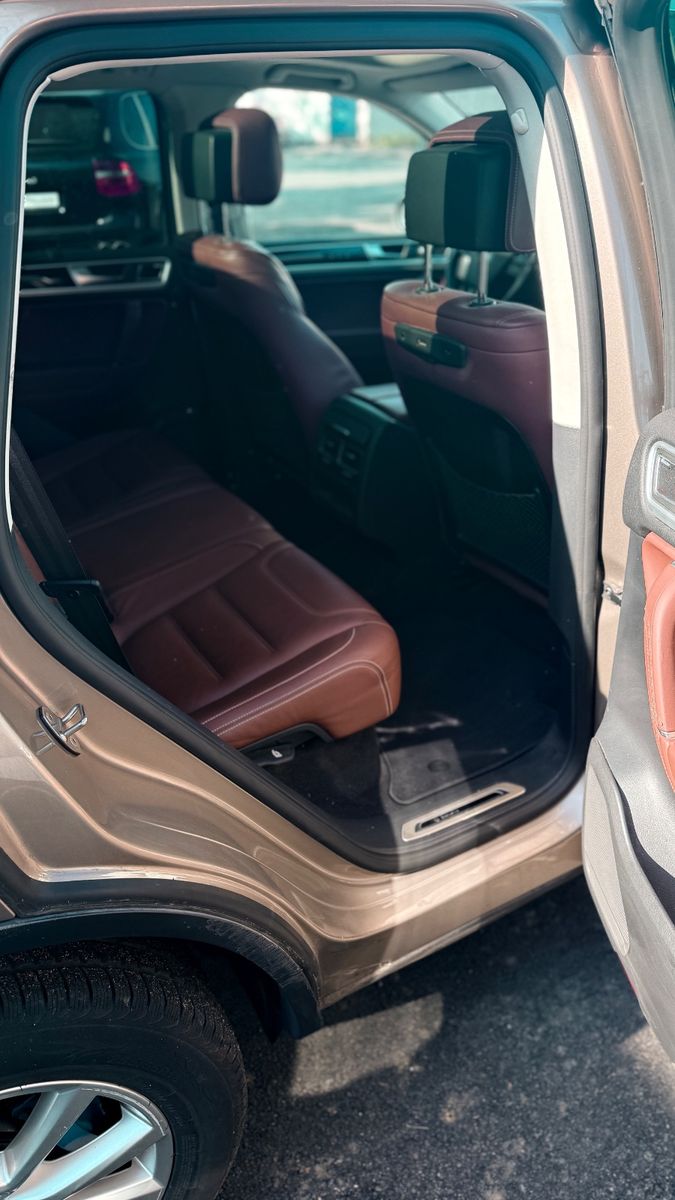 Fahrzeugabbildung Volkswagen Touareg V6 TSI Hybrid 4Motion