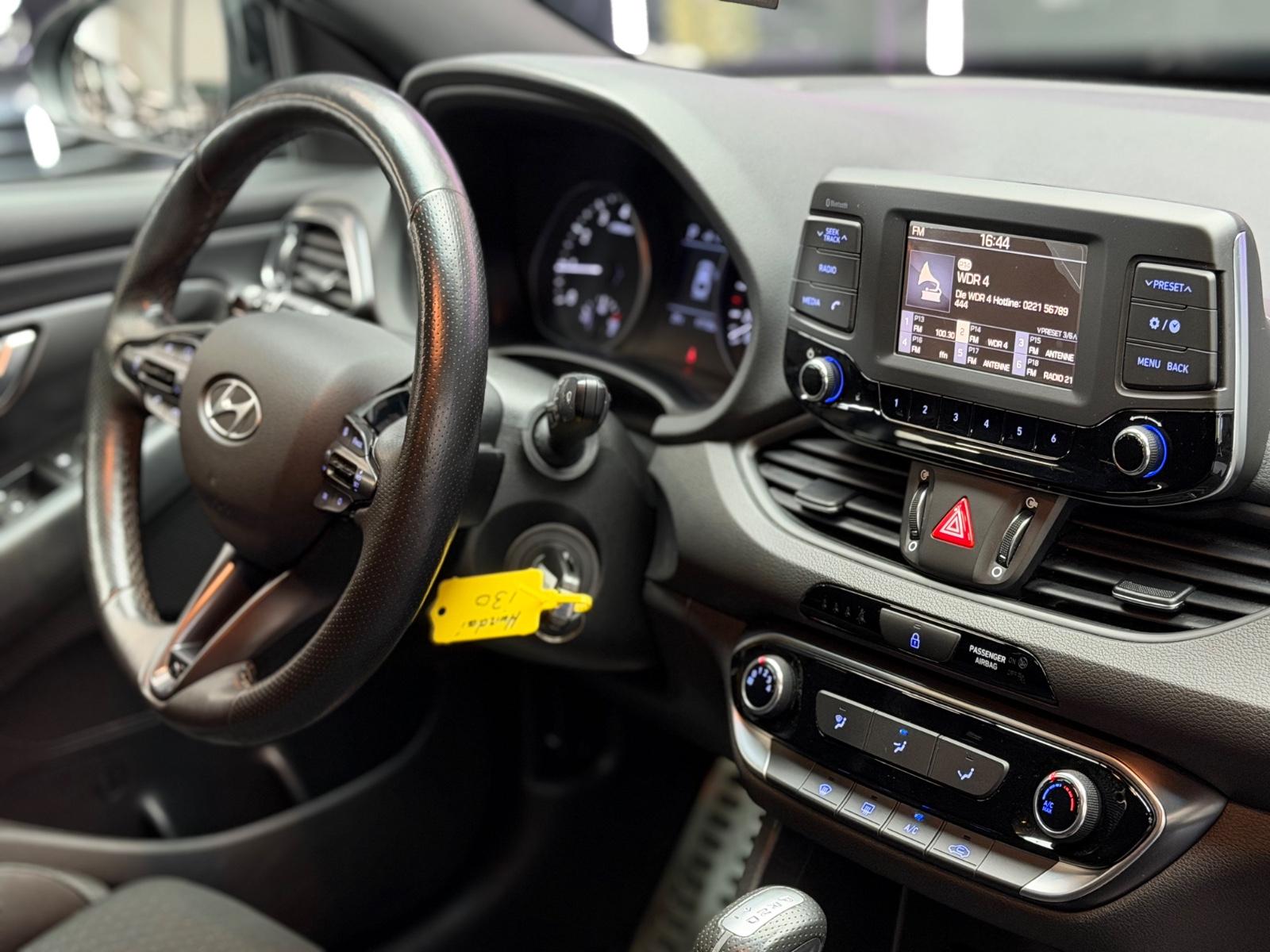 Hyundai i30 Fastback N Line/BT/LED/Sport/SHZ/1.Hand