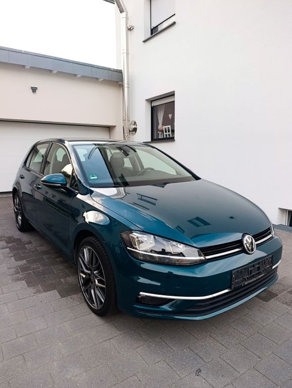 Image of Volkswagen Golf