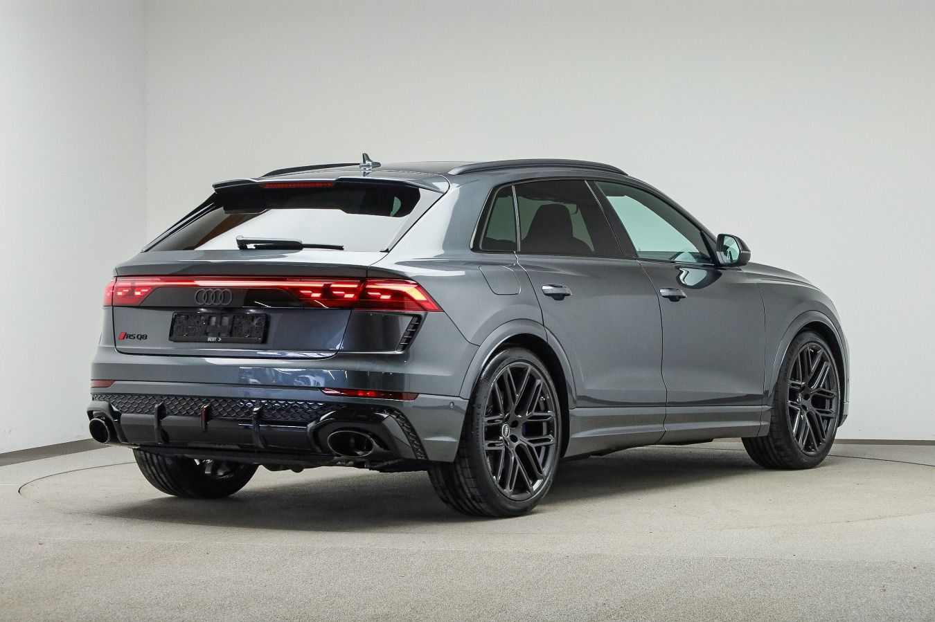 Audi RS Q8 performance FAHRADV*305KMH*HUP*KERAMIK*SOF imagem 2