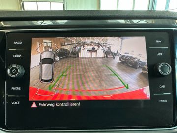 MYAUTOCENTER – Gebraucht- und Jahreswagen mit Werkstattservice in Pfaffenhofen Volkswagen T-Roc *R-Line*AHK*2-ZONEN*Navi*Spurhalte*