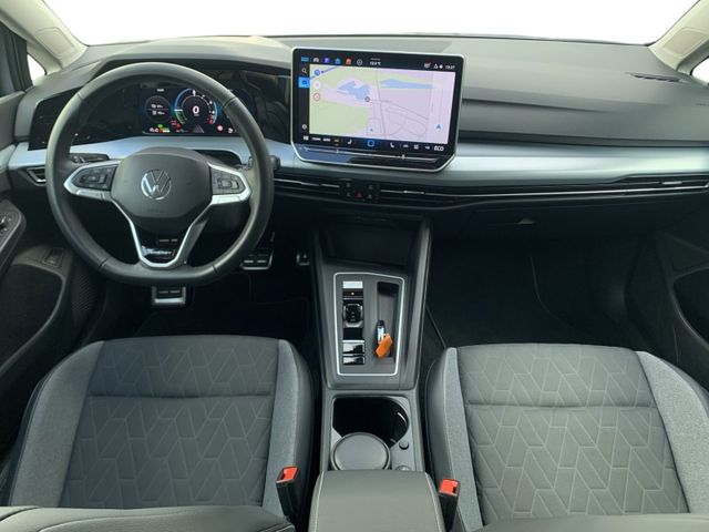 Golf VIII 1.5 eHybrid DSG ENERGY LED+AHK+HUD+DCP