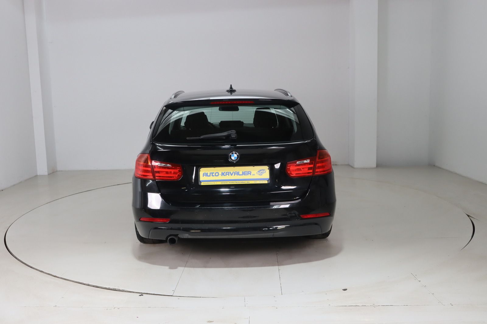 Fahrzeugabbildung BMW 316 i Touring