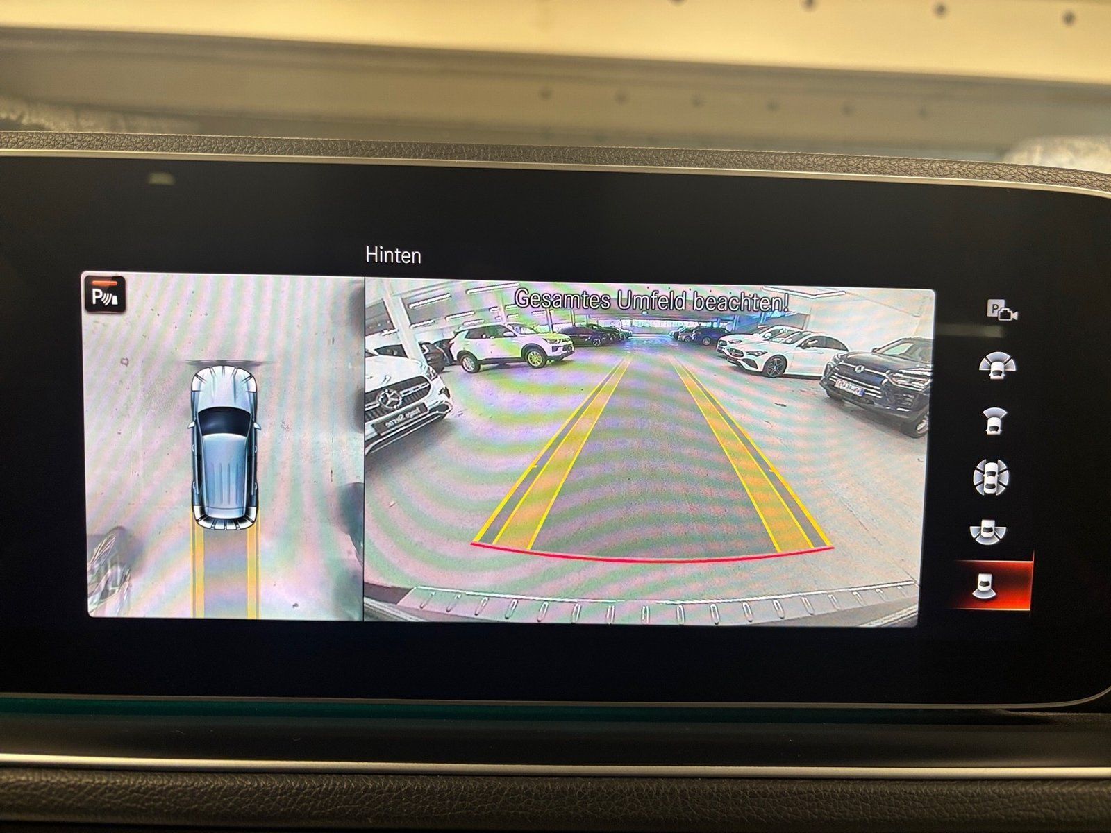 Fahrzeugabbildung Mercedes-Benz GLE 350de 4M*AMG*DISTRONIC*MULTIBEAM*AIRMATC*360