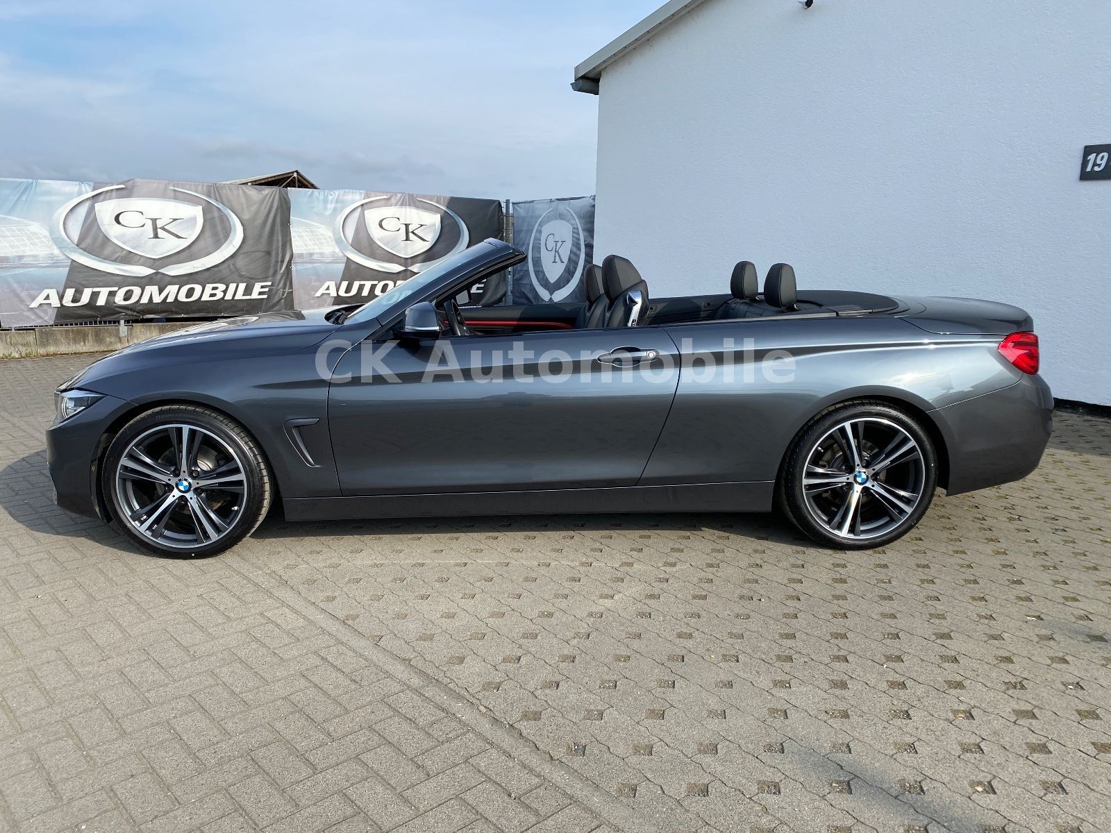 Fahrzeugabbildung BMW 420d Cabrio Sport Line/Navi/Leder/Bi-Xenon/Kam.