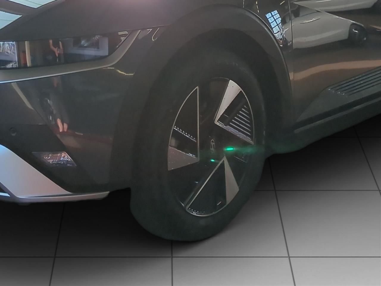 Fahrzeugabbildung Hyundai IONIQ 5 DYNAMIQ 84KWH EL.HECK*SHZ*LHZ*LED*KLIMAA
