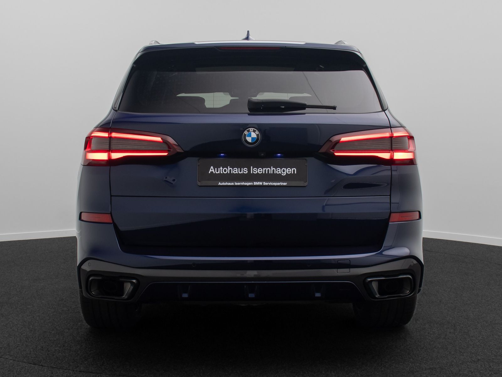 Fahrzeugabbildung BMW X5 xD30d M Sport 360&deg;HUD Panorama Individual 21"
