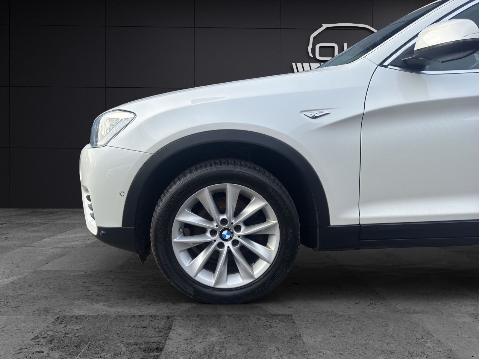 Fahrzeugabbildung BMW X4 xDrive 20d Advantage*Business Paket*Shz*Navi*
