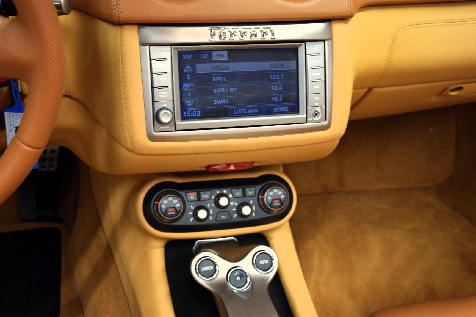 Fahrzeugabbildung Ferrari California 4.3 V8 Leder beige Navi Xenon PDC 2.H