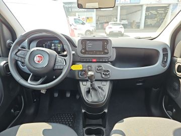 Bild 11 Fiat Panda DAB Spurhalteass. Verkehrszeichenerk. Notb