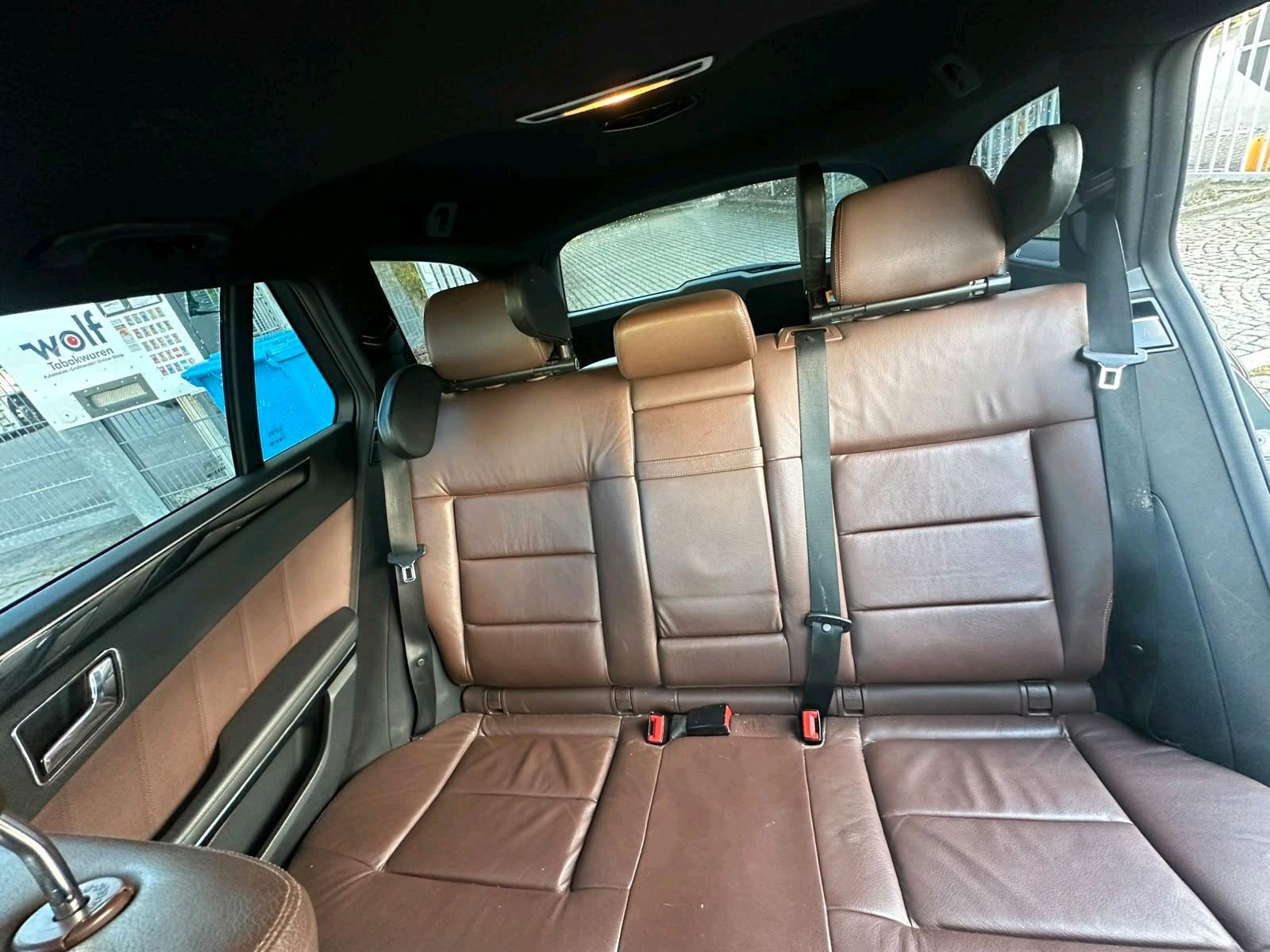 Mercedes-Benz E250 2010 — photo 8