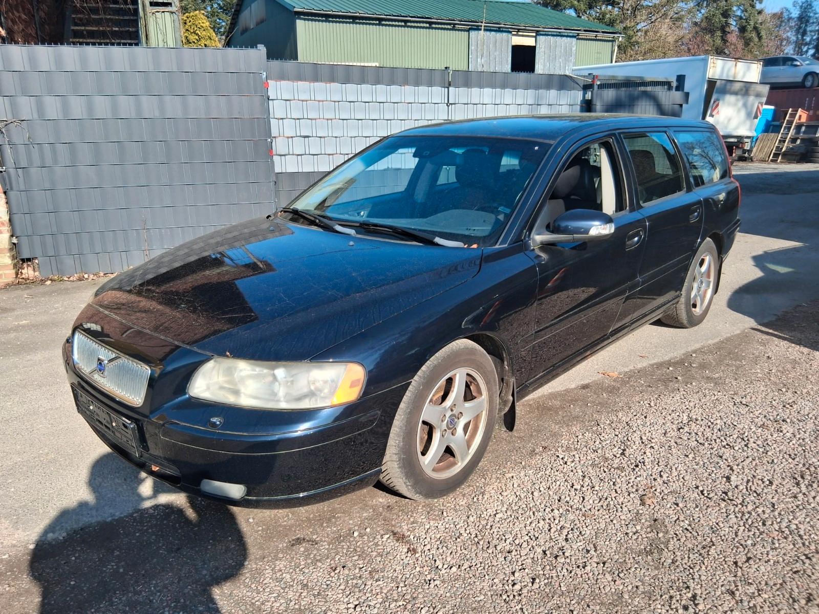 Volvo V70 Kombi D5 Edition Comfort*Xenon*Sportfahrwerk