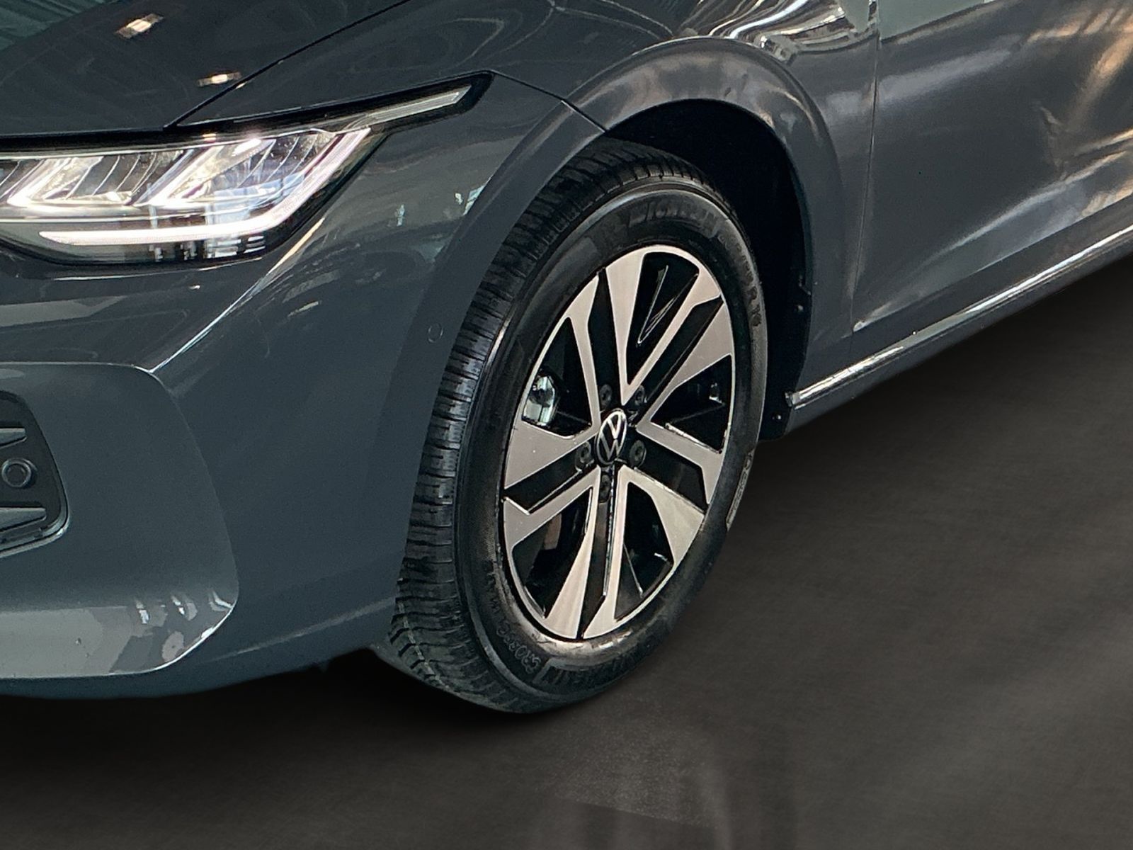 Volkswagen Golf - Bild 7