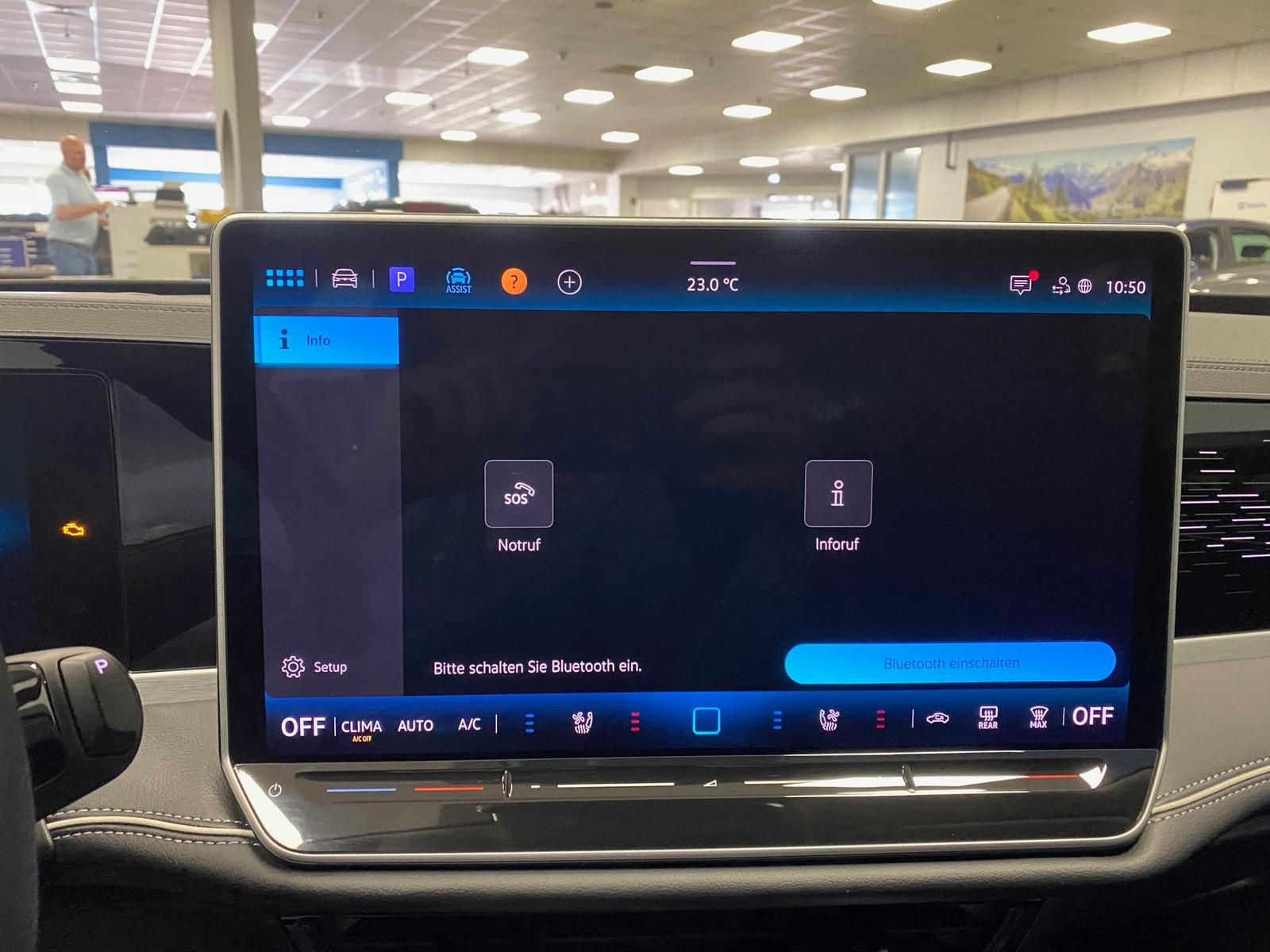 Fahrzeugabbildung Volkswagen Passat Variant 1.5 eTSI Elegance AHK+MATRIX+ACC+