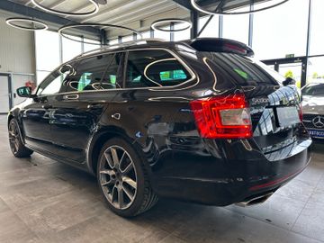 Skoda Octavia Combi RS *BiXenon*Navi*AHK*