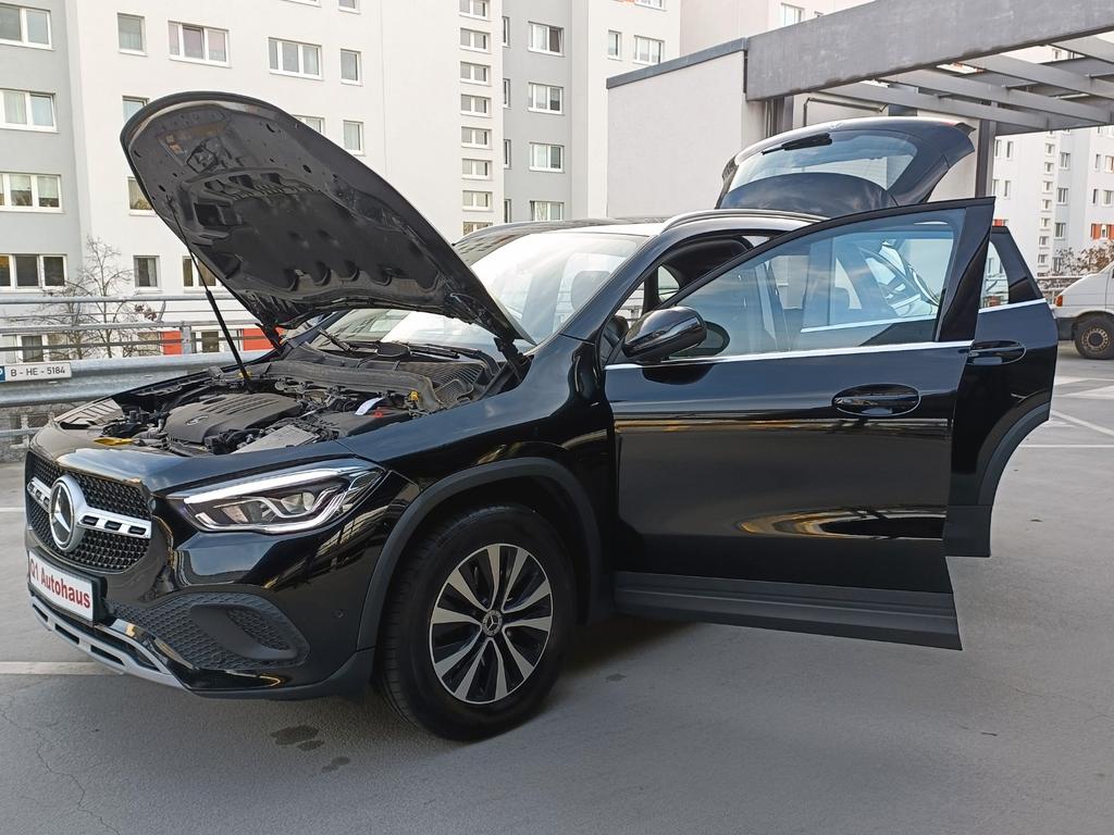 Mercedes-Benz GLA 180