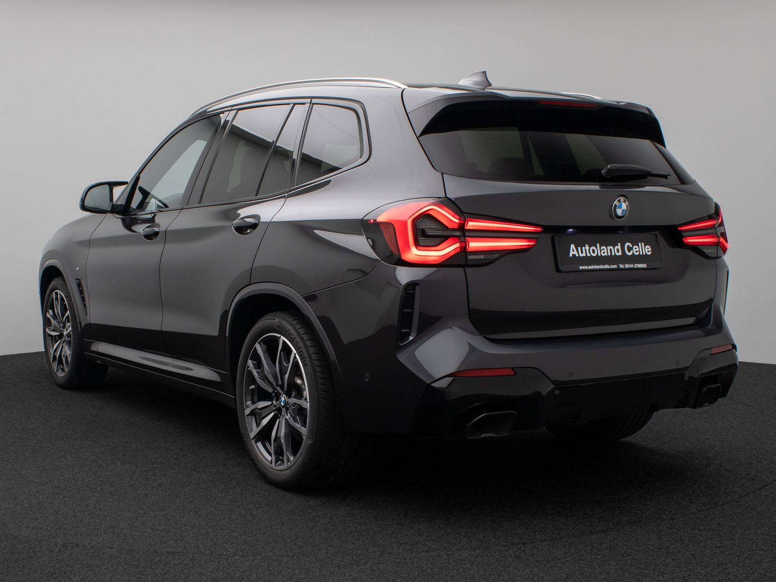 Fahrzeugabbildung BMW X3 M40i  Panorama Kamera HUD DAB H/K Komfort 20"