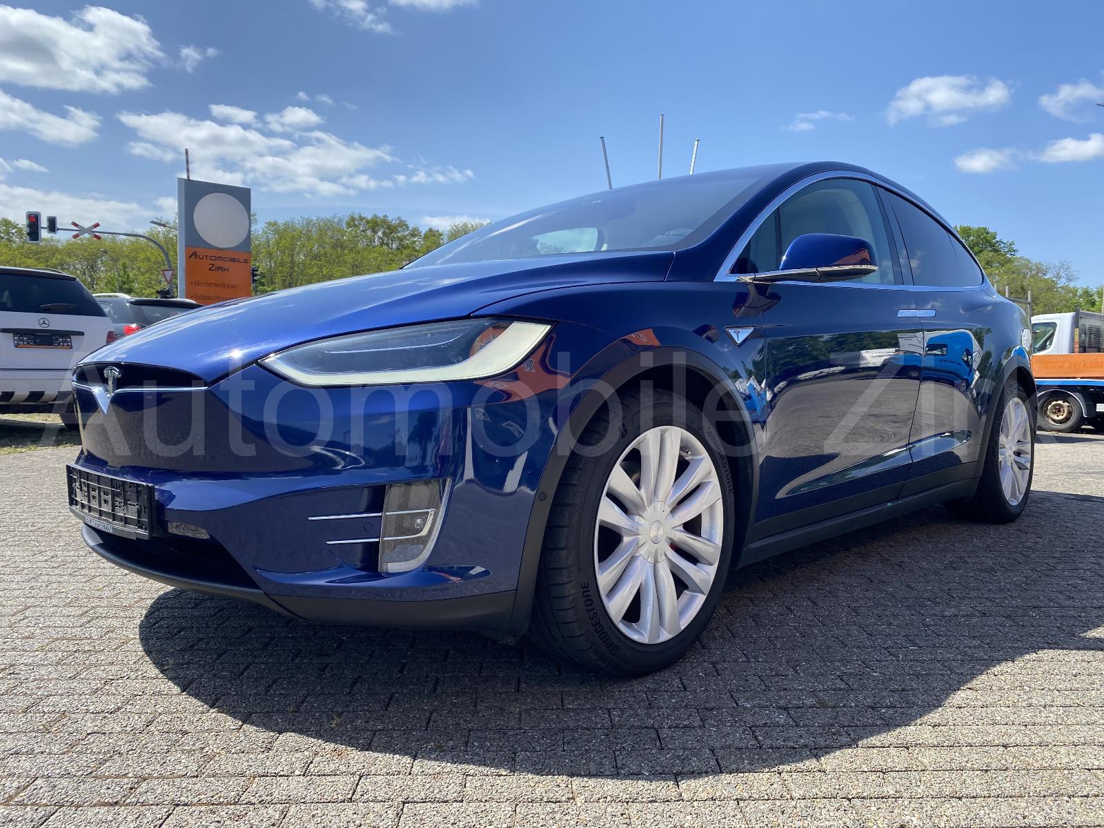 Tesla X P90D Signature FREE SUC 7-Sitzer AHK
