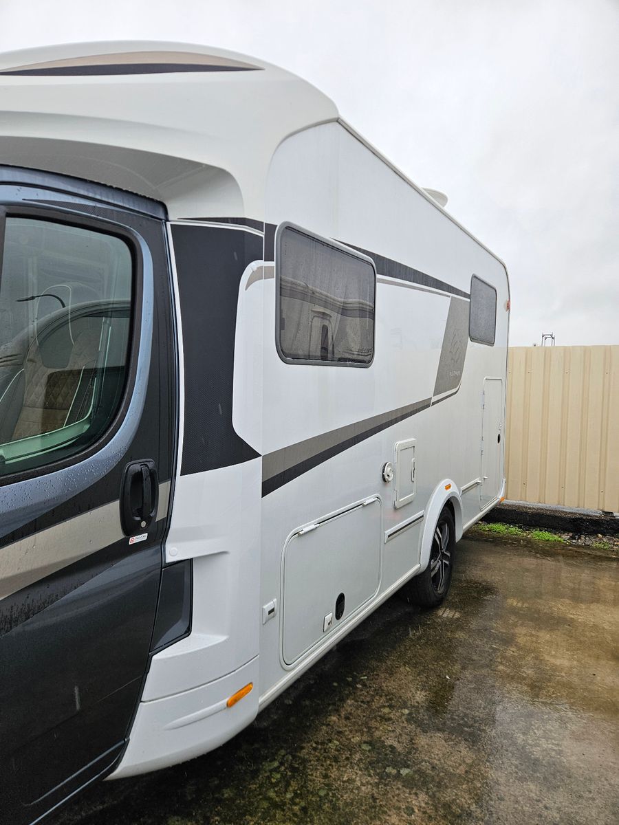 Fahrzeugabbildung Knaus Sun Ti 650 *Vollluft Goldschmitt*