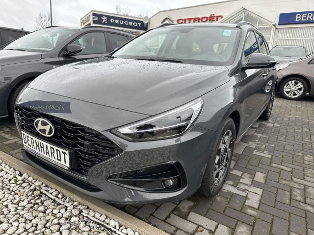 Hyundai i30 CW 1.5 T-GDi Family Klima Navi