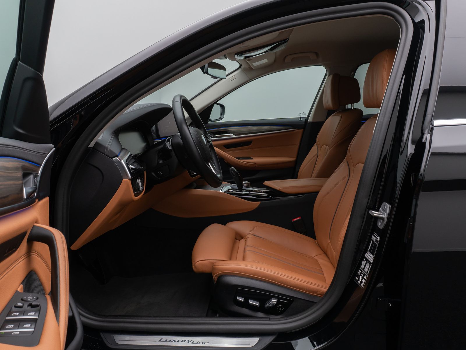 Fahrzeugabbildung BMW 520d xD Luxury Line DAB HUD Kamera Laser Komfort