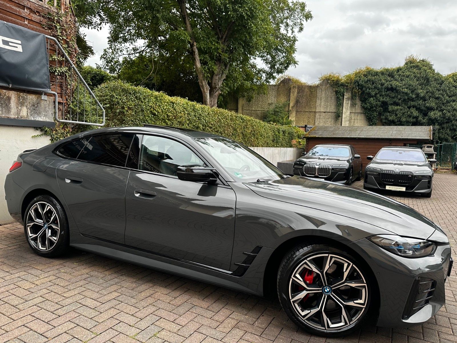 BMW i4 M50 M Sport Pro PANO*Sitzklima*Laser*H&K*360° foto 3