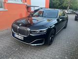BMW 730d   - BMW 730 aus 2021