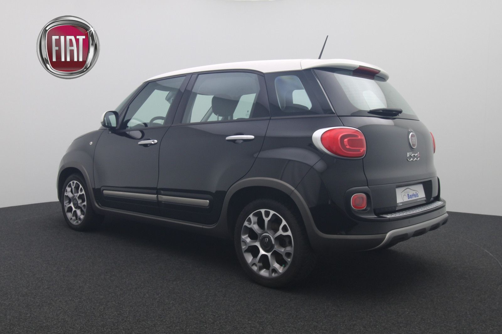 Fahrzeugabbildung Fiat 500L Trekking 1.6 NAVI