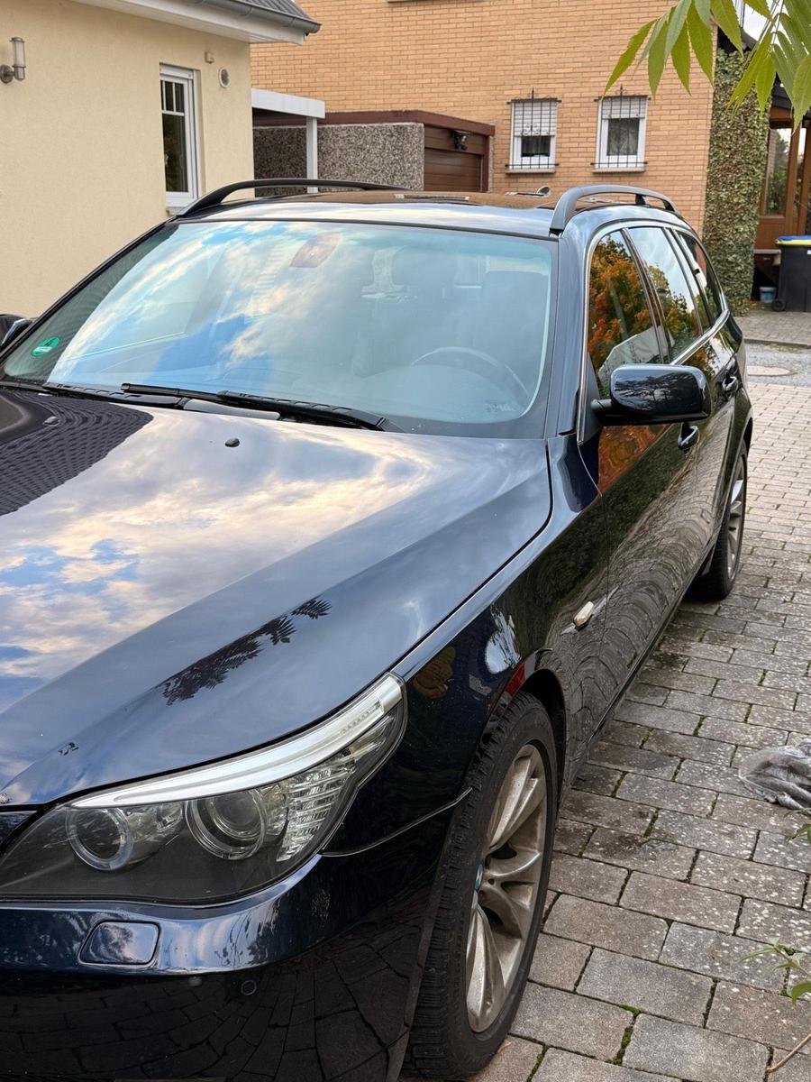 BMW 530 2009 — engine 272 HP (200kW)