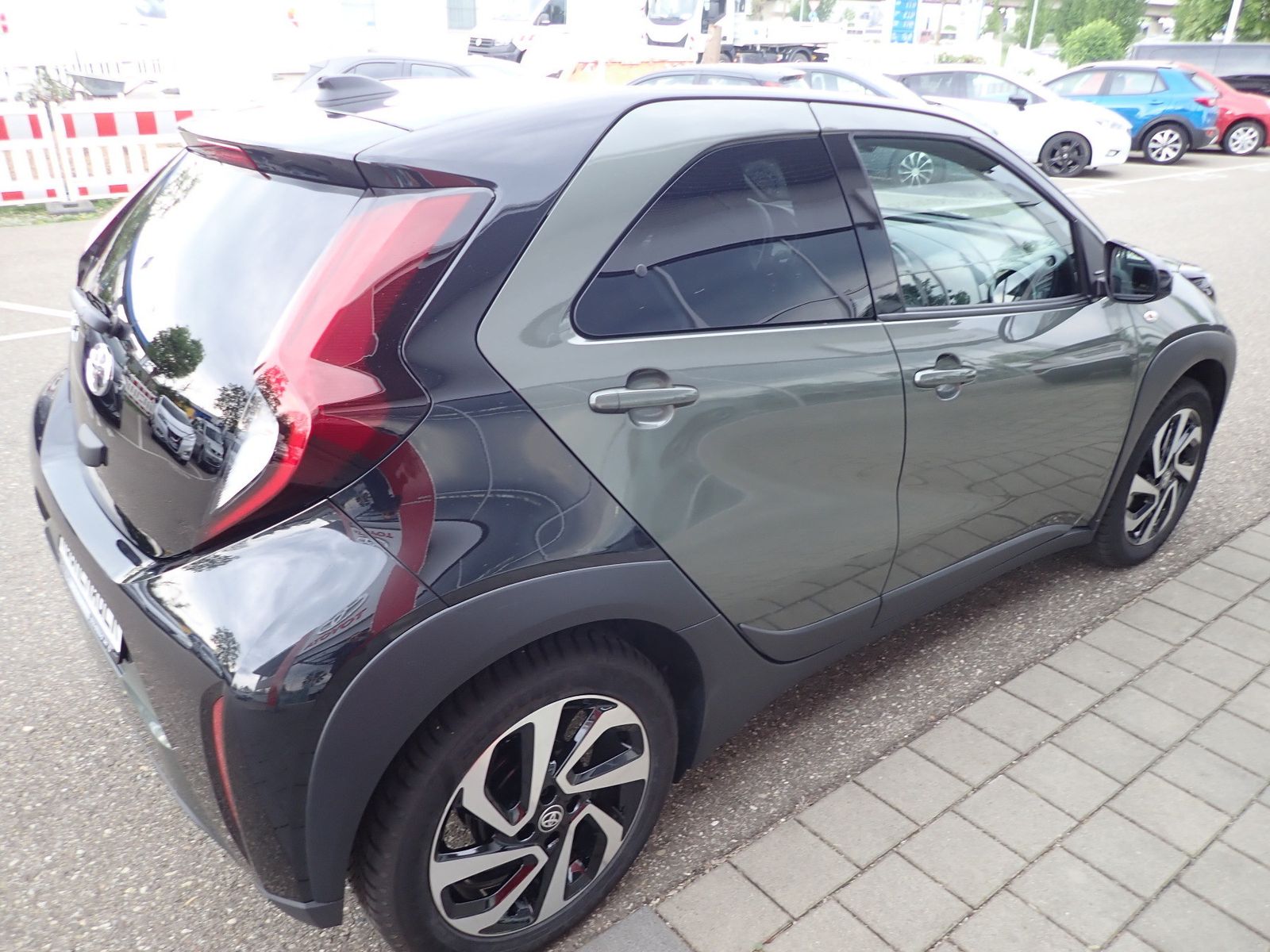 Fahrzeugabbildung Toyota Aygo X Pulse Autom.