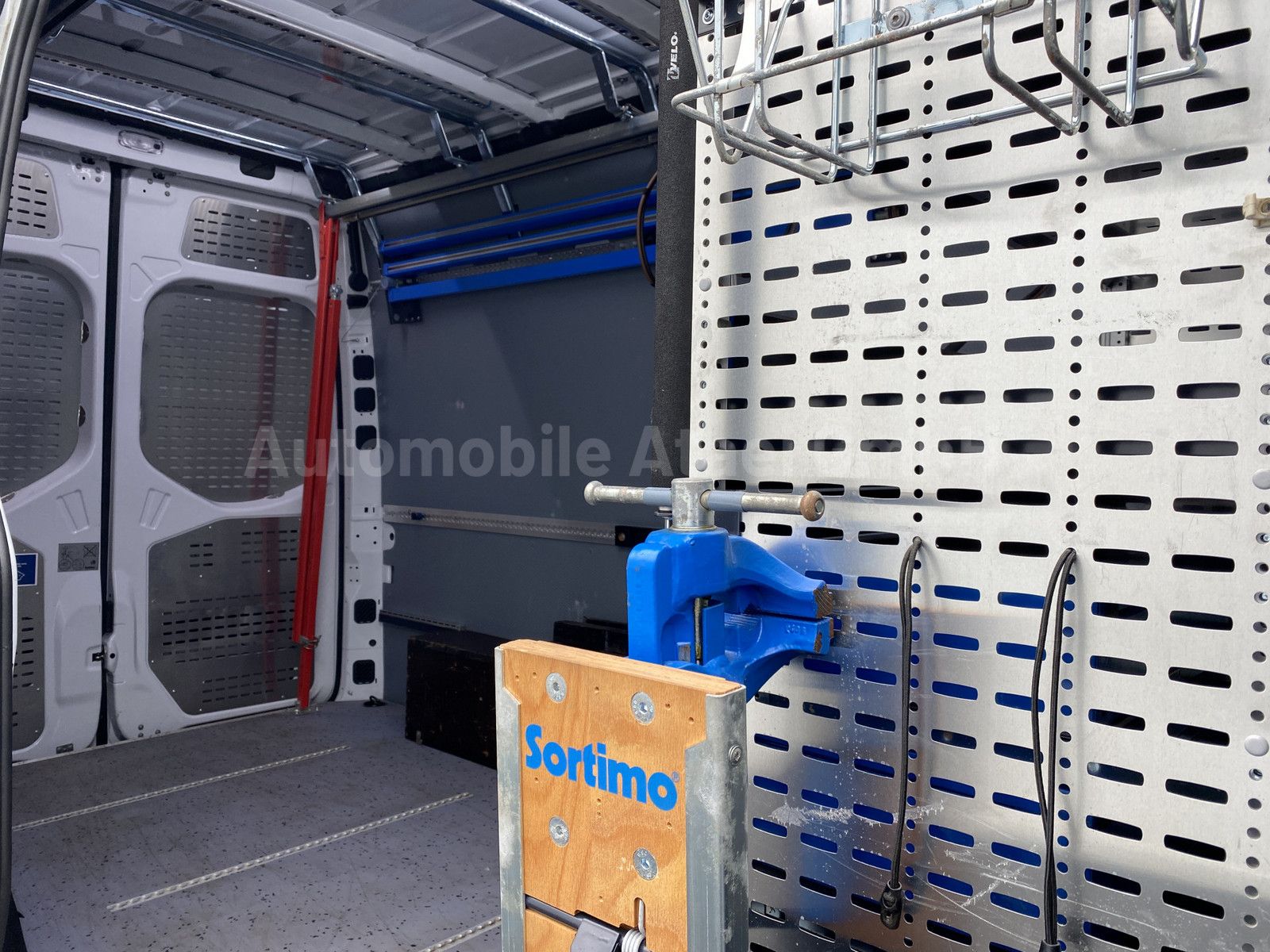 Fahrzeugabbildung Mercedes-Benz Sprinter 314 *Liftsystem Be- und Entladen*(2318)