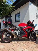 Suzuki GSXR-600 - SUZUKI GSXR 600