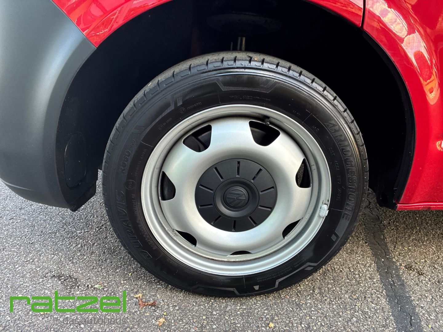 Fahrzeugabbildung Volkswagen T6.1 Kasten 2.0 TDI DSG Leder LED DAB SHZ Fernli