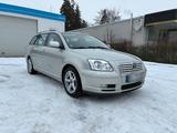 Toyota Avensis T25 2,4 - gebrauchte Toyota Avensis aus dem Jahr 2004