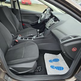 Ford Focus - 11