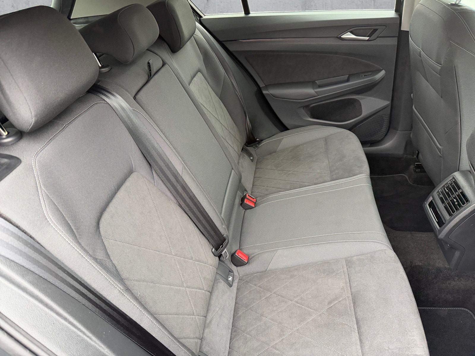 Volkswagen Golf - Bild 16