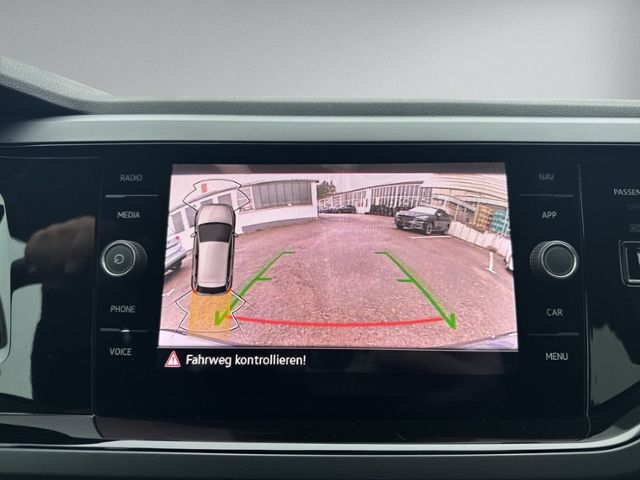 Polo 1.0 TSI DSG R-LINE LED+KAMERA+ACC+KLIMAAUTO