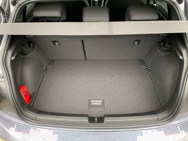 Fahrzeugabbildung Volkswagen Polo 1,0 TSI R-LINE MATRIX-LED NAVI DCP KAMERA S