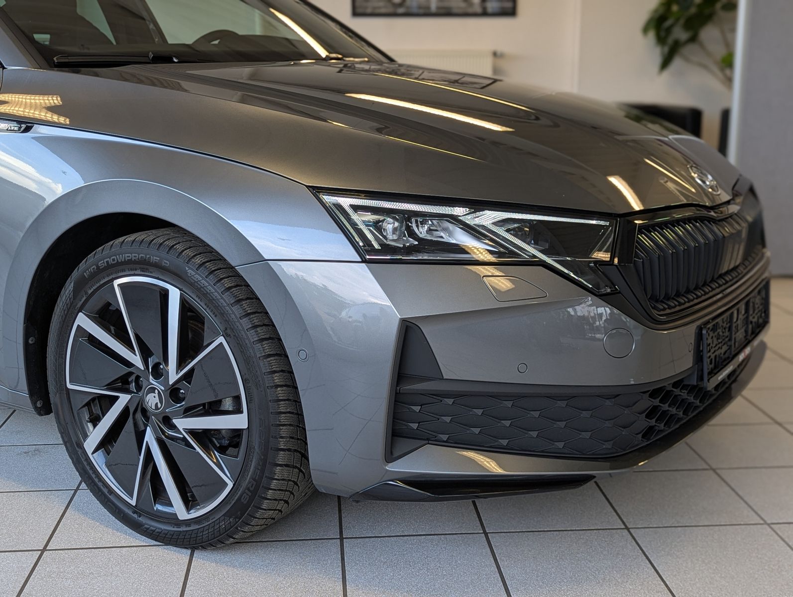 SKODA Octavia 2.0 TDI Sportline Matix Canton AHK 5J-Ga - Image 9