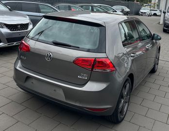 Volkswagen Golf - 7