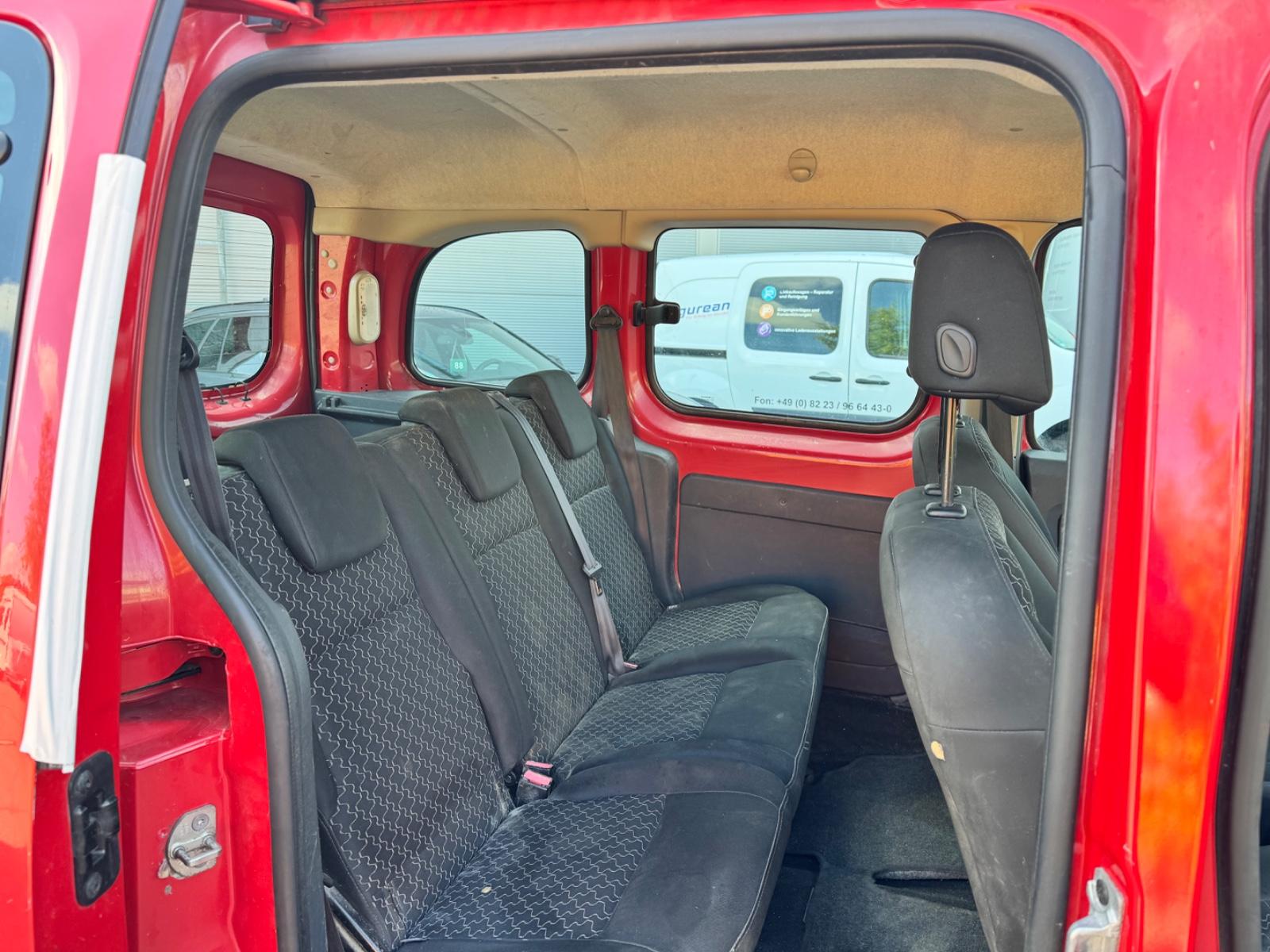 Renault Kangoo 2012 — photo 13
