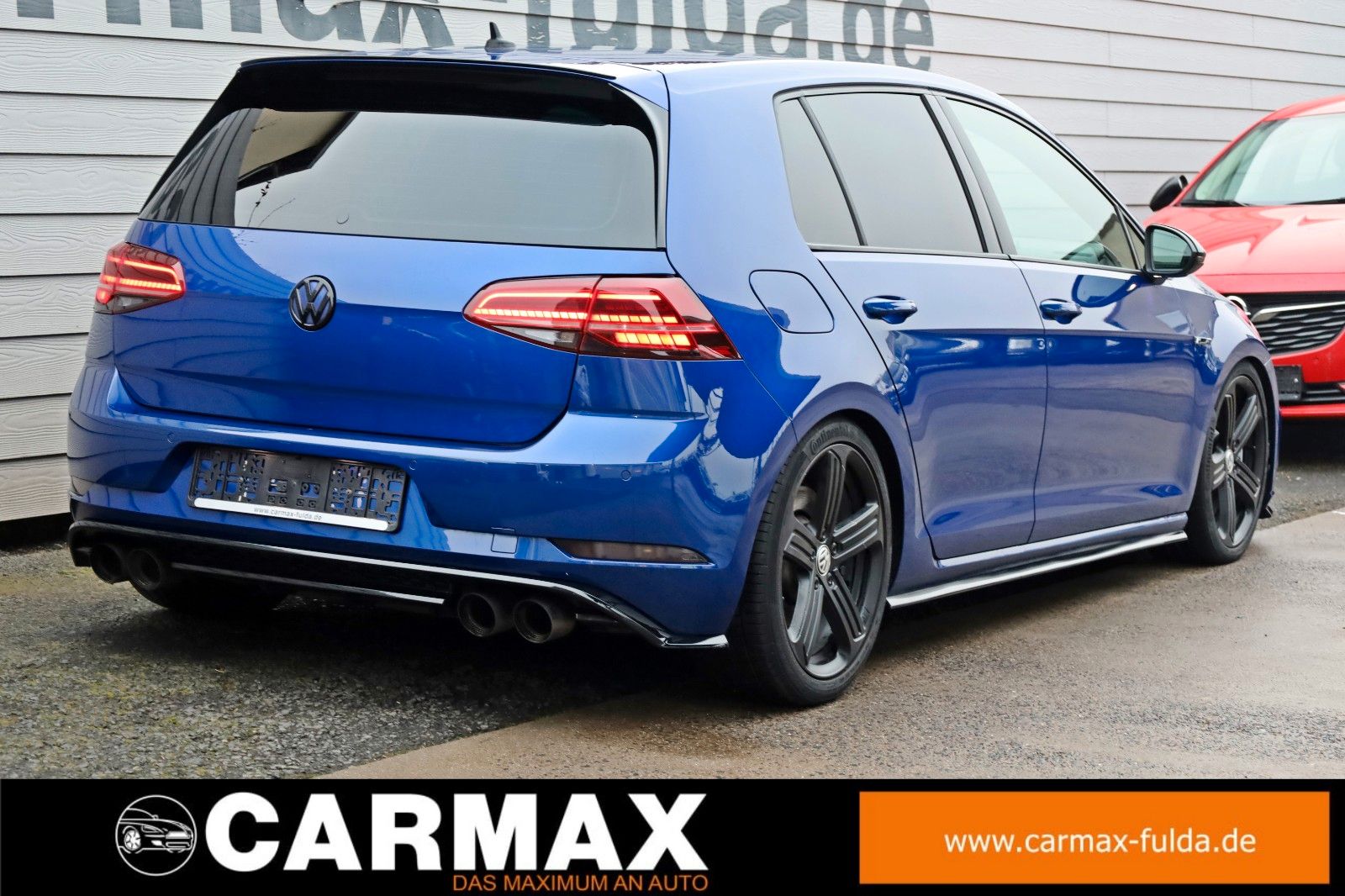 Fahrzeugabbildung Volkswagen Golf VII R, 4M,DSG,Perform,Leder,Navi, Akrapovič