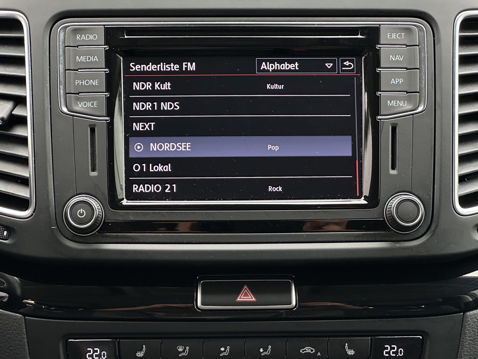 Fahrzeugabbildung SEAT Alhambra 2.0 TDI DSG 4D FR-LINE NAV+XEN+ACC+18ZO