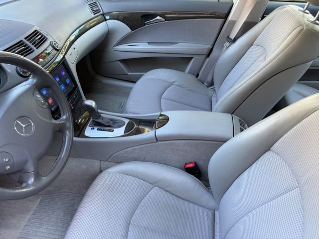 Fahrzeugabbildung Mercedes-Benz E 280 Aut.+NaviZB+Kamera+SHZ+Xenon+BT