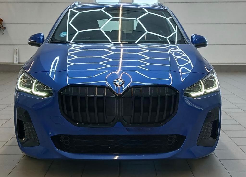 Image of BMW 218