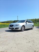 Seat Exeo ST 2.0 TDI CR 88kW Style Style - silberne Seat Exeo