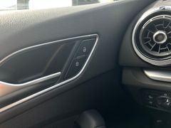 Fahrzeugabbildung Audi A3 35 TFSI sport Stronic ACC Navi Kamera Xenon