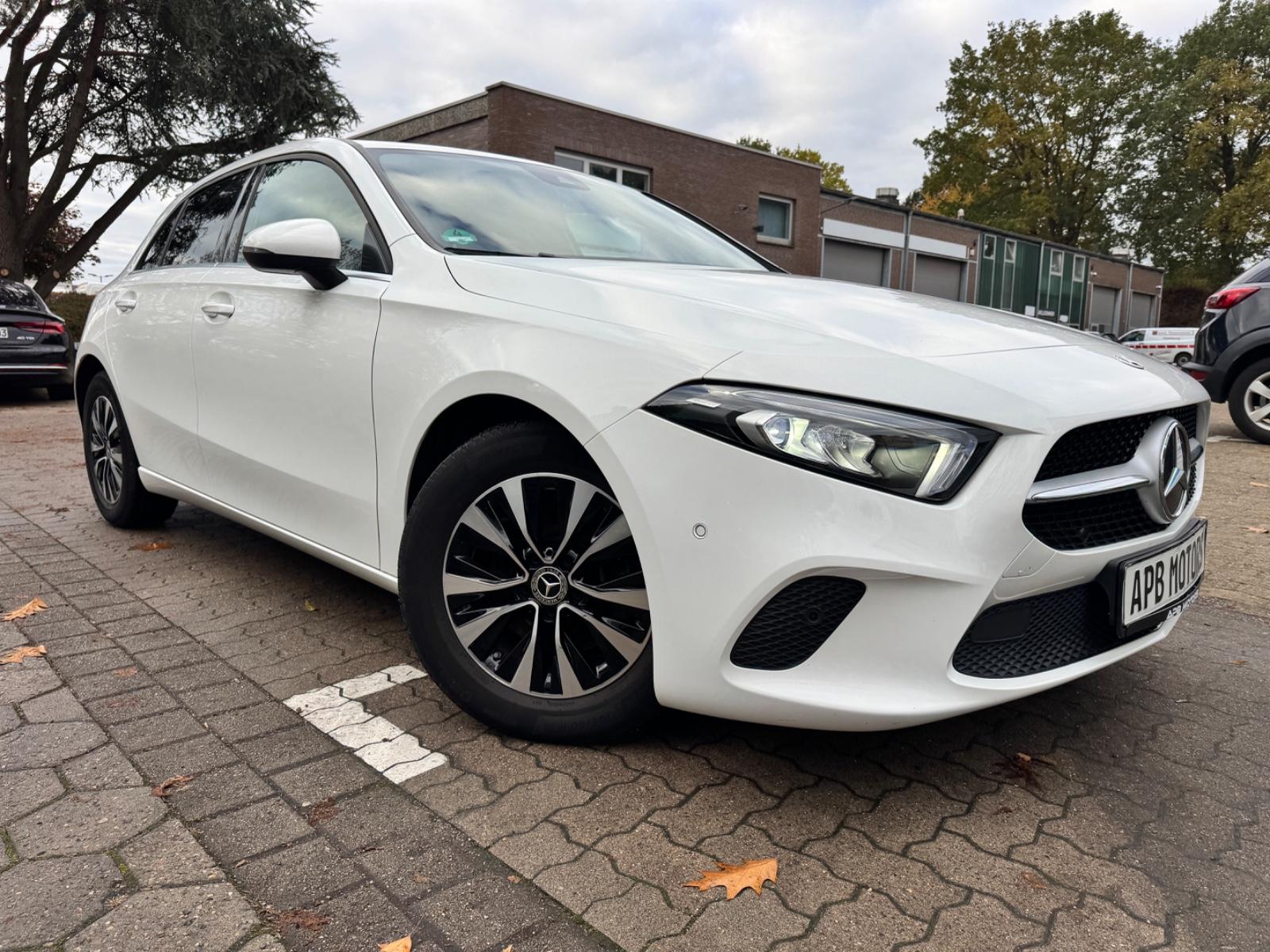 Mercedes-Benz A 180