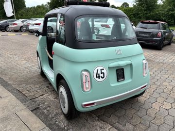Fahrzeugabbildung Fiat Topolino BEV 7kWh Dolcevita 45km/H ab 15 Jahre