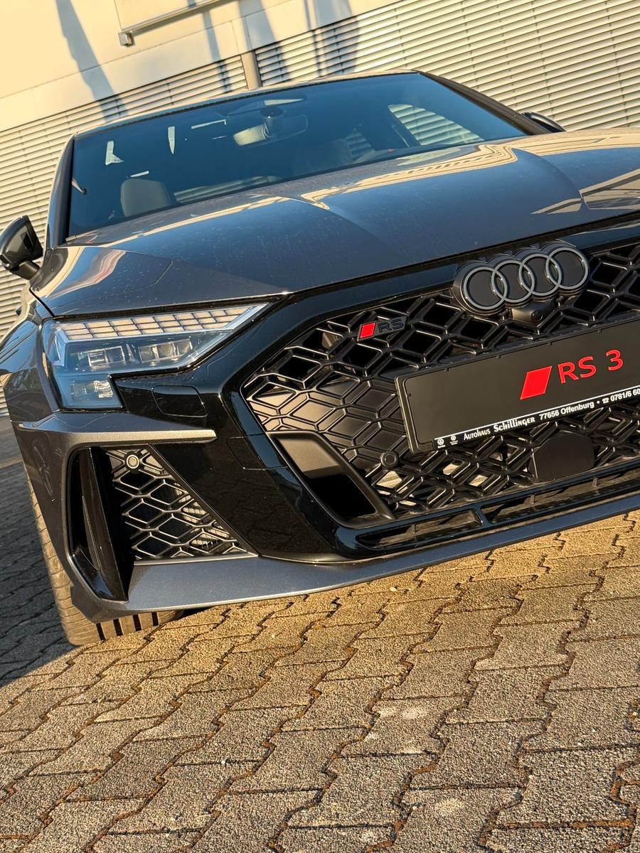 Audi RS3 Sportback 294 kW/ 5 Jahre Garantie, Pano